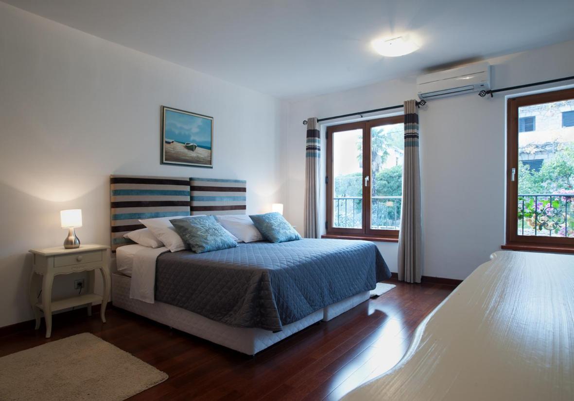Apartments - Villa Ana Milna  Luaran gambar