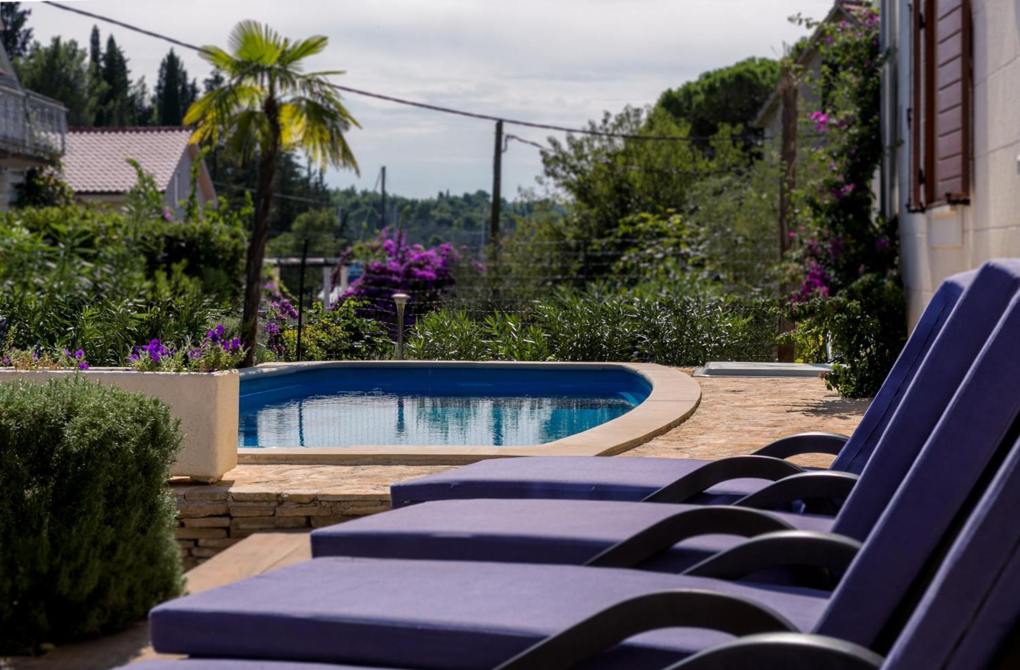 Apartments - Villa Ana Milna  Luaran gambar
