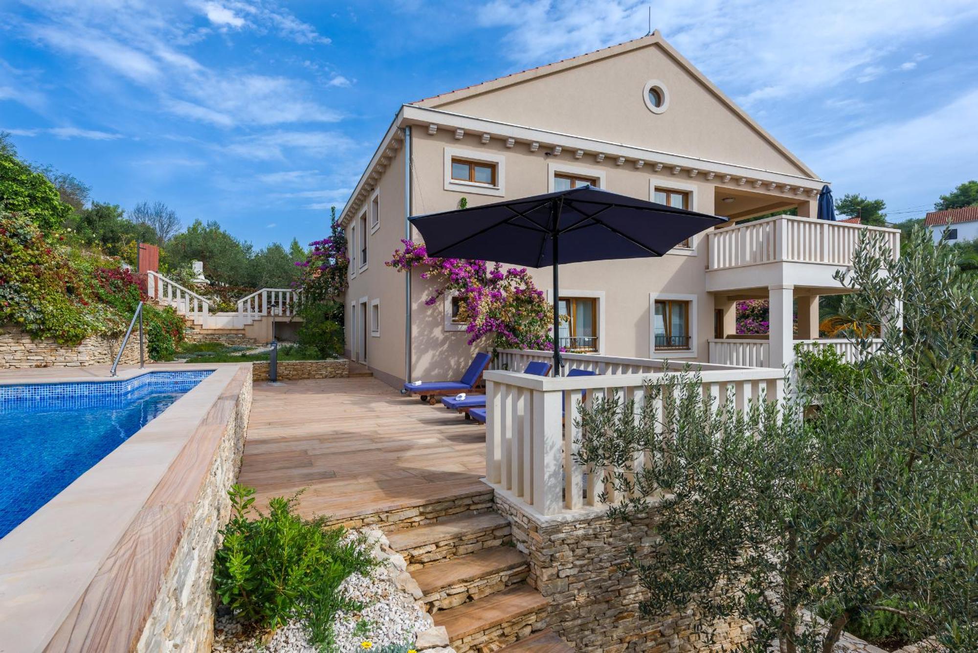Apartments - Villa Ana Milna  Luaran gambar